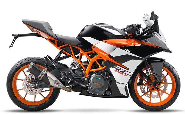 ktm rc 150 mileage