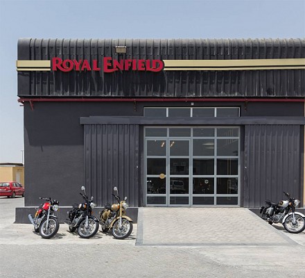 royal enfield showroom saguna more