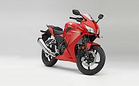 Honda CBR 300R Red pictures