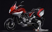 MV Agusta Turismo Veloce 800 Photo Red /Silver pictures