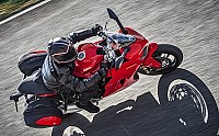 Ducati SuperSport S pictures