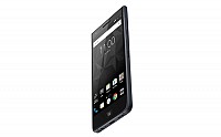 BlackBerry Motion Front And Side pictures