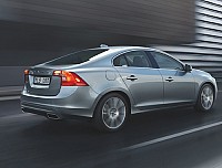 Volvo S60 D5 Kinetic pictures
