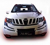 Mahindra XUV500 Sportz Picture pictures