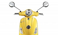 Vespa 125 Giallo Lime pictures