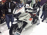 DSK Benelli Tornado 302R Front pictures