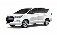 Toyota Innova Crysta 2.7 GX AT 8S White Pearl Crystal Shine pictures