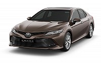 Toyota Camry Hybrid 2.5 pictures