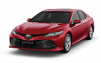 Toyota Camry Hybrid 2.5 pictures