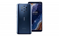Nokia 9 PureView Front and Back pictures