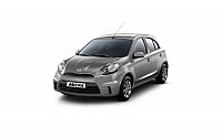 Nissan Micra Active XV pictures