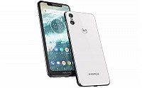 Motorola One Front, Side and Back pictures
