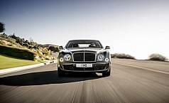 Bentley Mulsanne Speed Hits the Ramp at Paris Show