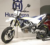 No Nonsense Motocross: Husqvarna 701 Supermoto at EICMA