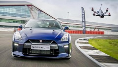 Watch the Utmost Battle of Machines: Nissan GT-R - The SuperCar v/s The Drone