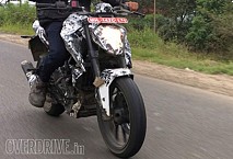 2017 KTM Duke 390/200 Spotted in Camouflage Ahead of Global Launch
