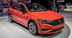 All New 2019 Volkswagen Jetta Showcased at Detroit Motor Show