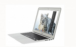 Apple MD711HN/A MacBook Air Front and Side
