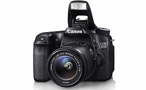 Canon EOS 70D Kit (EF-S18-55 IS STM) Front And Side