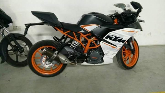 2016 KTM RC390 spotted india