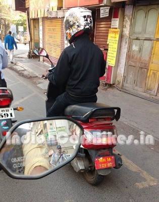 Disc Brake Equipped Mahindra Gusto Prototype Spied in Pune