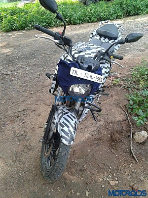 Upcoming TVS Apache200 Spied Again