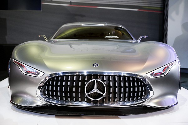 Mercedes to Come up with 4 new electric vehicles
