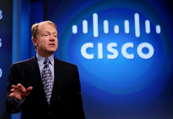 Cisco-CEO-Jhon-Chambers-at-MII-Week-Mumbai-Announced-that-company-will-set-up-its-first-manufacturing-unit-in-Pune