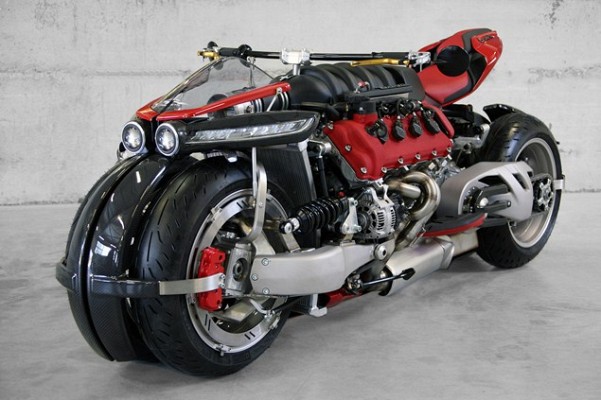 Bizarre Lazareth LM847 Gets a Maserati V8 Engine