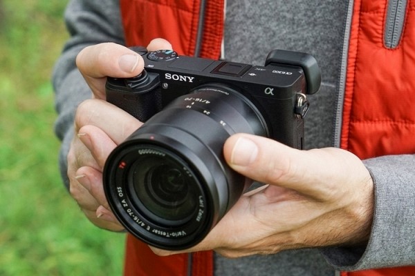 Sony Unveiled A6300 Mirrorless Camera For INR 74,990 in India