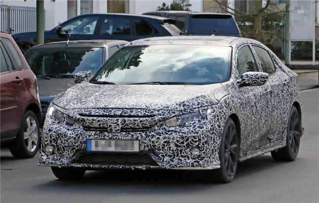 2017 Honda Civic Hatch Spotted, Will Soon Come to US