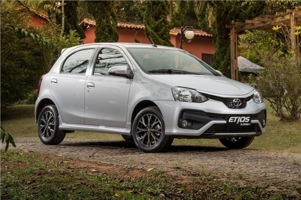 Toyota Reveals 2016 Etios Platinum Facelift in Brazil