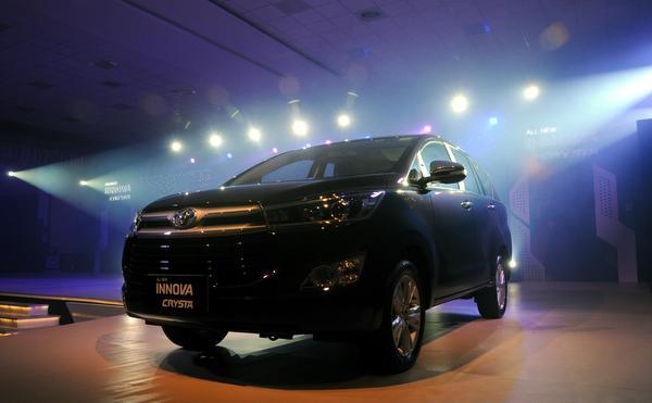 Toyota Launches Innova Crysta Petrol in India, Starting at INR 13.73 Lakh