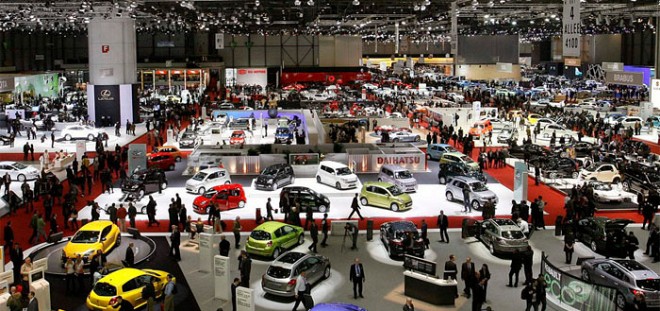 Ford, Aston Martin, Volvo, Rolls-Royce and More to Not to Celebrate Paris Motor Show
