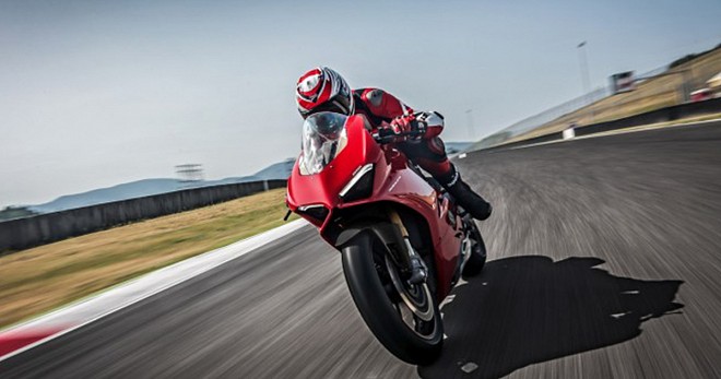 Ducati Panigale V4 Hits European Markets, While Other Markets Will Get Soon