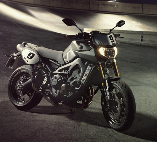 Yamaha MT-09 Street Fighter