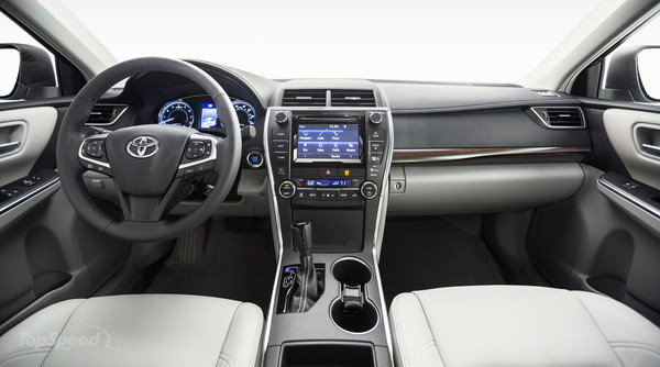 2015 Toyota Camry Interior