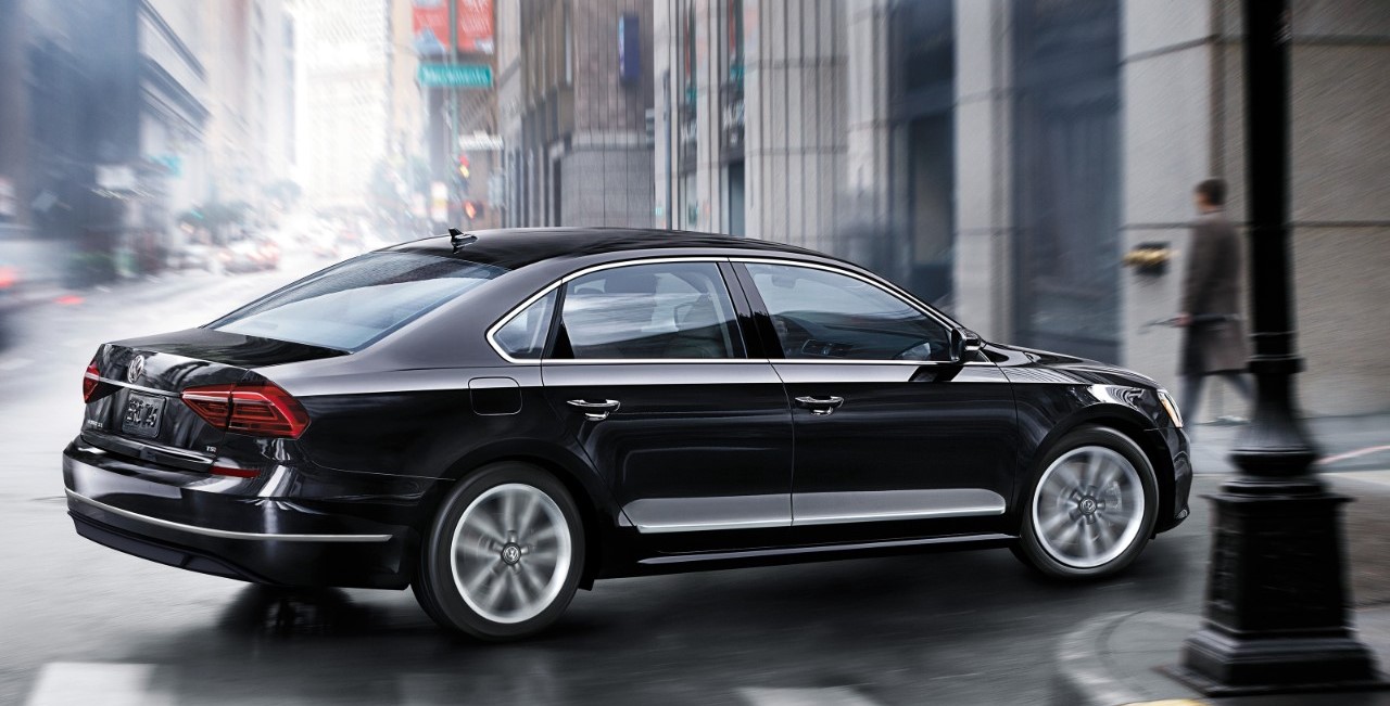 2016 Volkswagen Passat side rear profile 2016 Volkswagen Passat side rear profile