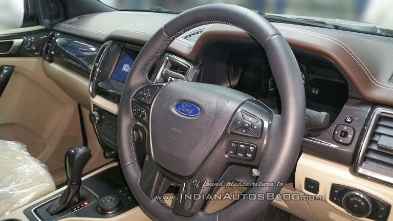 2016 Ford Endeavour Dashboard