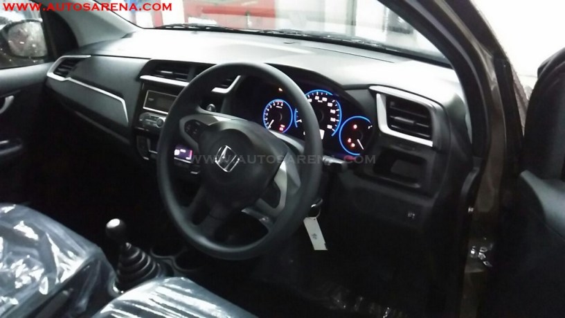 Interior of the 2016 Honda Brio Facelift