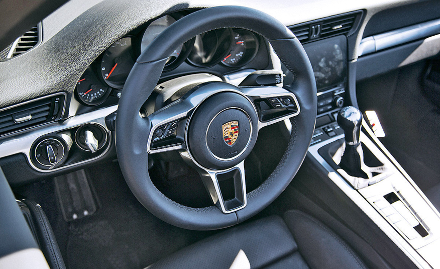 2016 Porsche 911 Carrera facelift Interior
