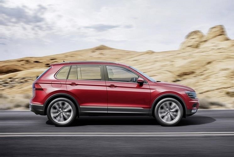 2017 Volkswagen Tiguan side profile