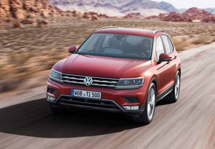 Second generation India bound 2016 Volkswagen Tiguan Front Side Profile