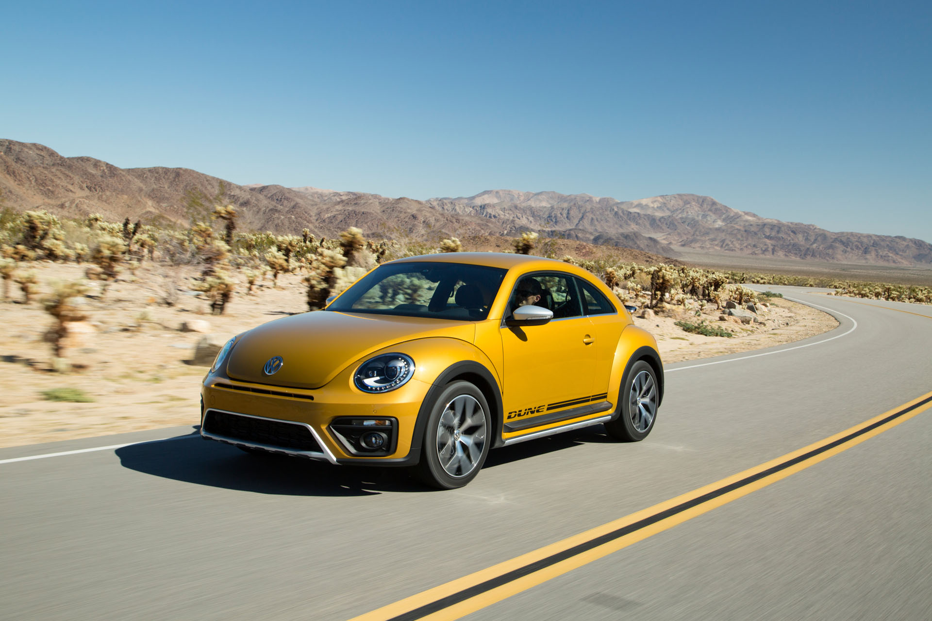 2016 VW Beetle Dune Hatchback in motion 2016 VW Beetle Dune Hatchback