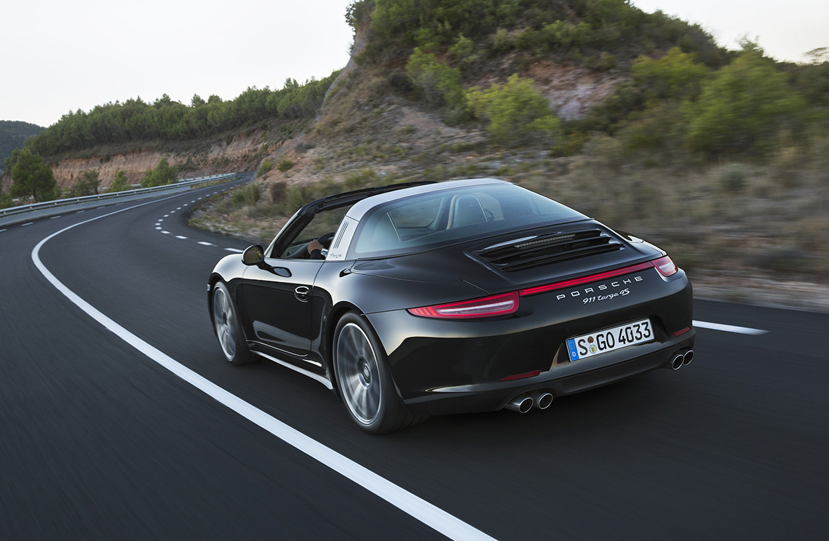 2017 Porsche 911 GTS Range Revealed, Adds A New Targa Variant rear profile