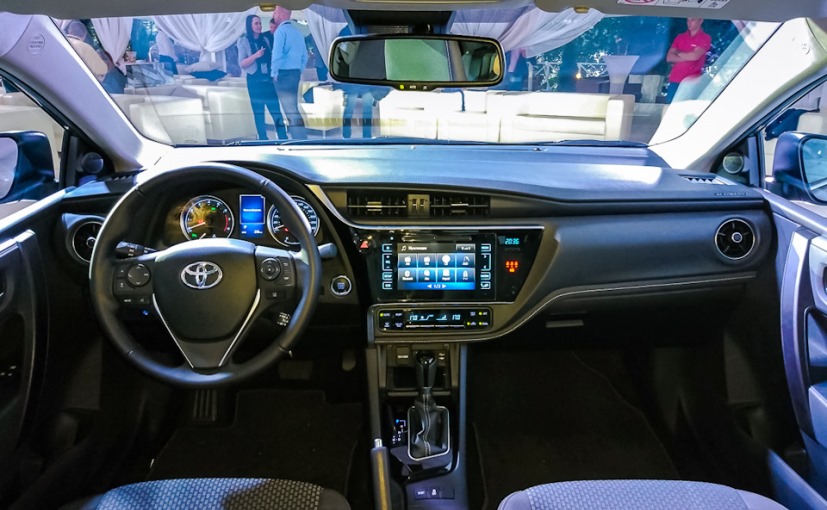 2017 Toyota Corolla Altis Facelift India Interior Dashboard Profile
