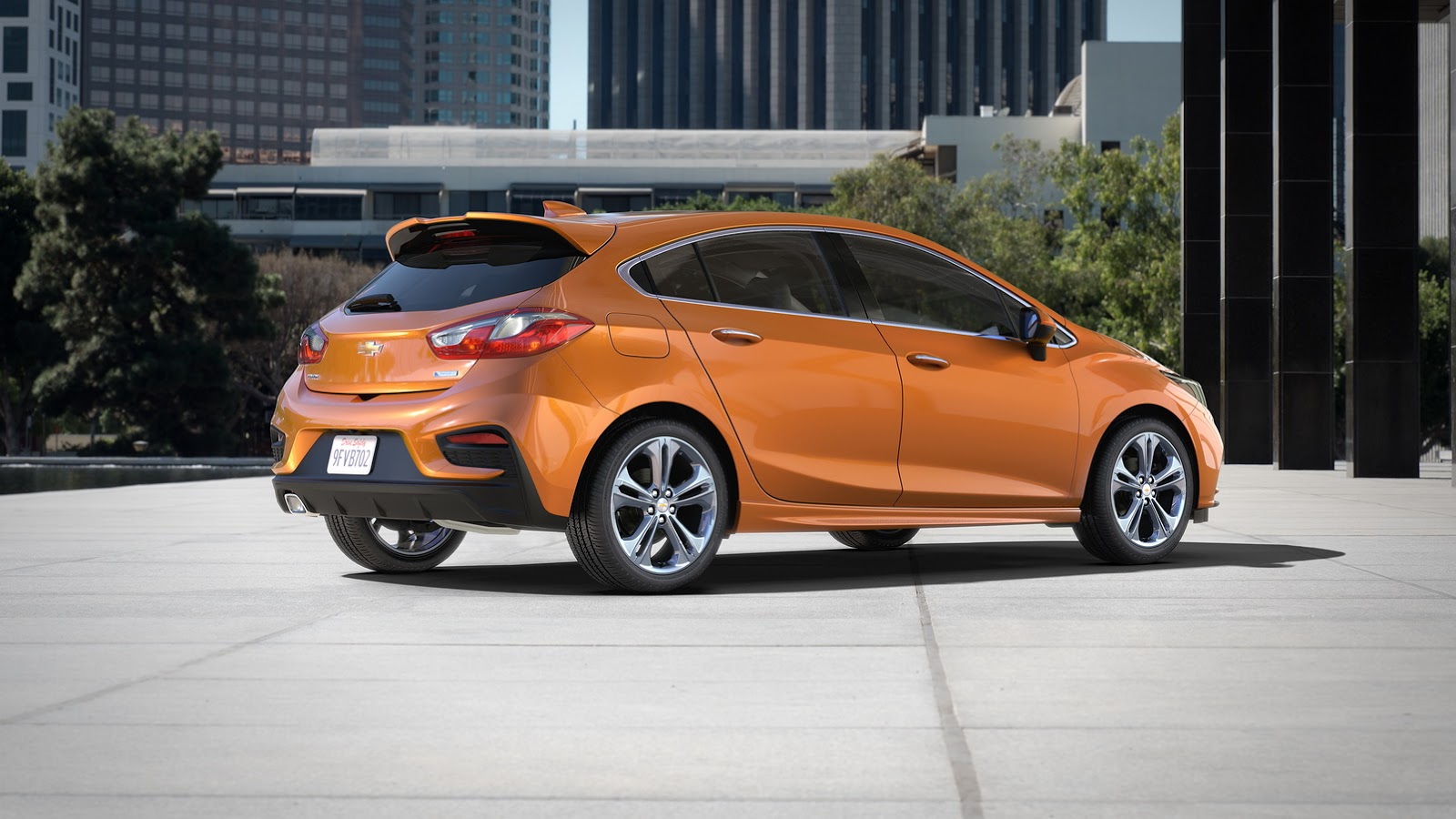 2018 Chevrolet Cruze Hatch to Get Diesel Trim and a Manual Transmission  