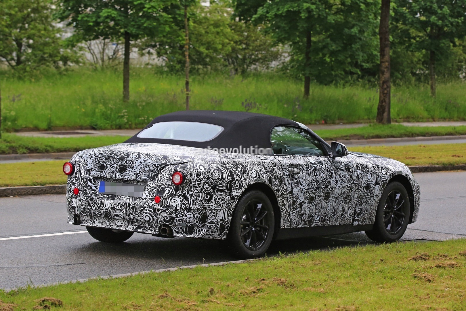 2018 BMW Z5 Spied