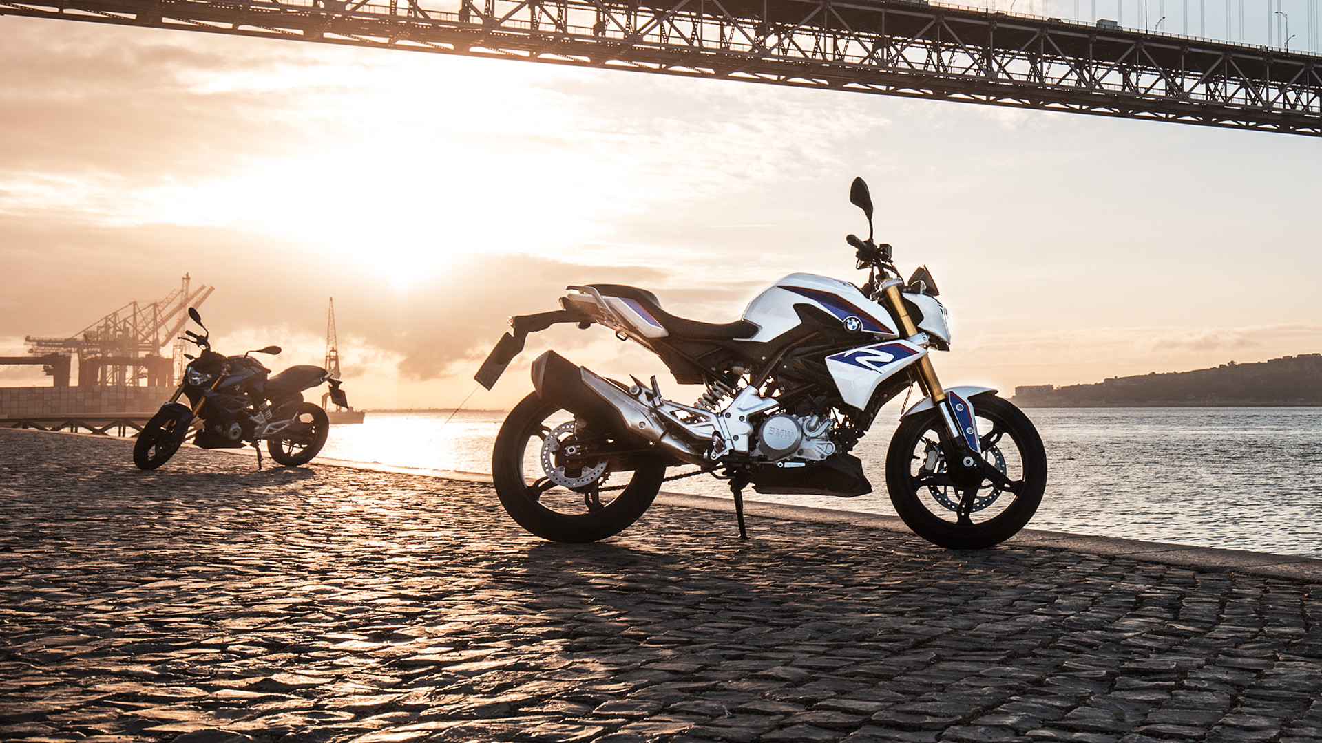 BMW G 310 R Compact Street Bike�