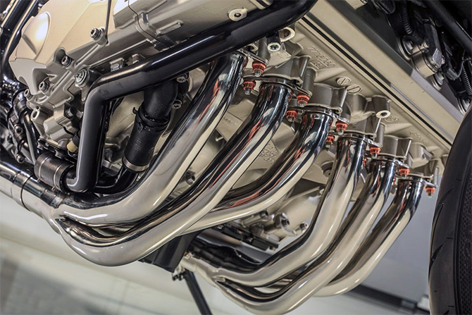 Fred Krugger's NURBS 6-Exhaust pipes